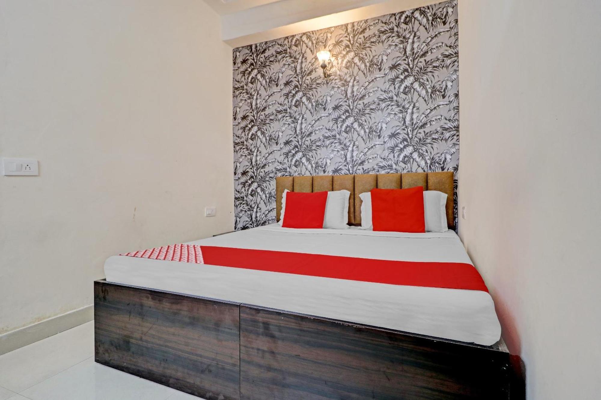 Hotel O Sky View Лудяна Екстериор снимка